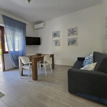 アパート Il Mare Dei Delfini ラディスポリ