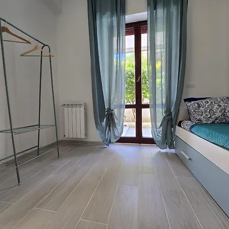 Il Mare Dei Delfini アパート ラディスポリ