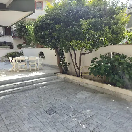 Il Mare Dei Delfini ラディスポリ